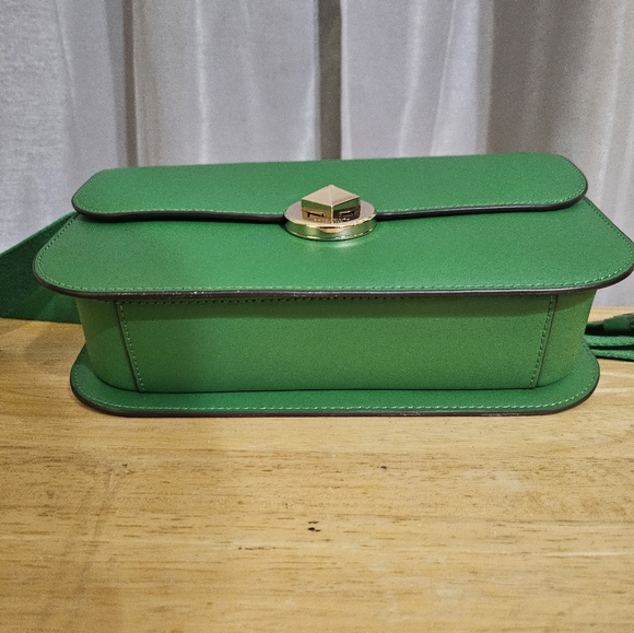 Kate Spade - Picture 5 of 5